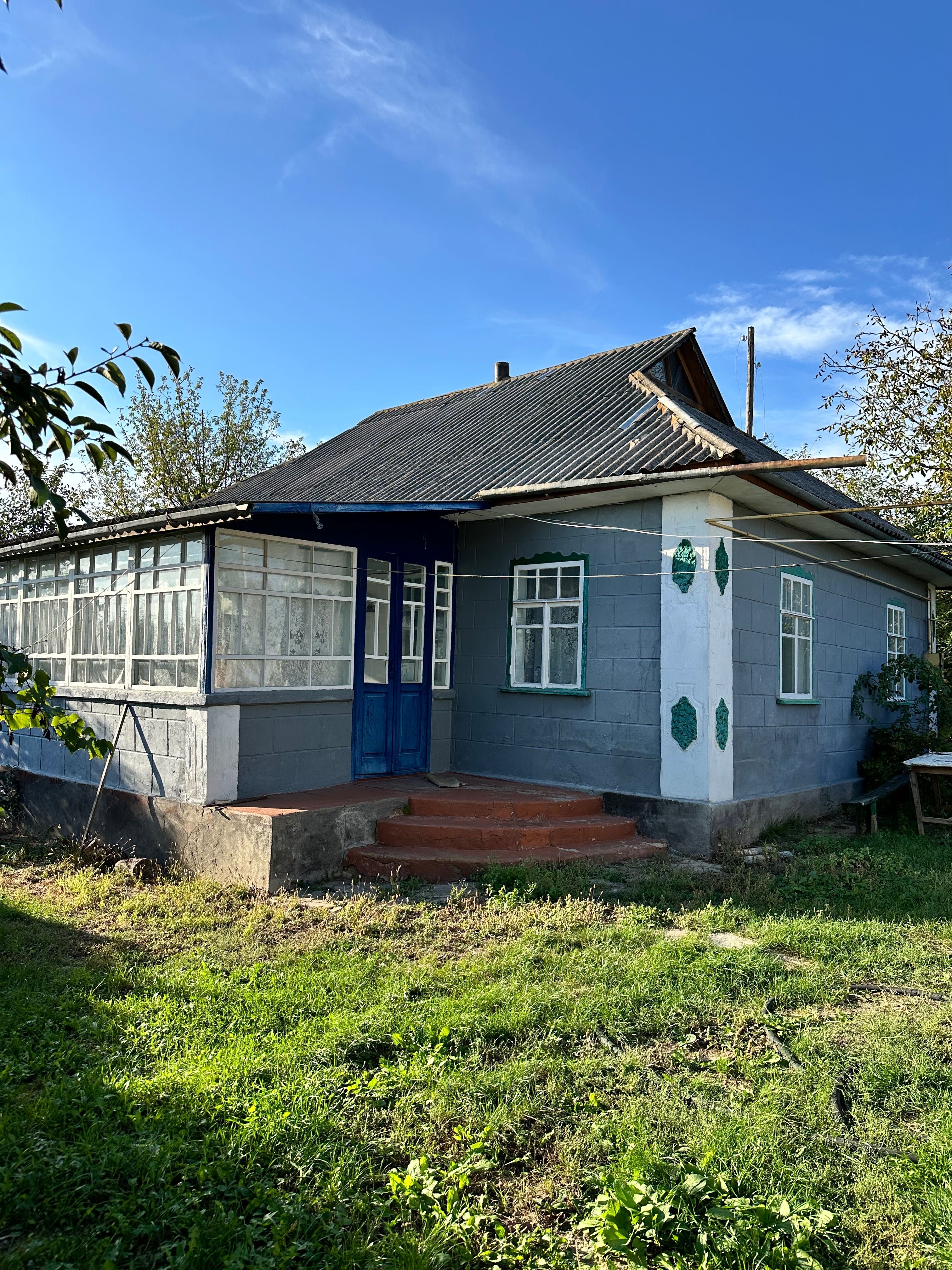 3 КІМ. БУДИНОК, ПЛОЩА - 60 м², ЦІНА - 8 900 $
