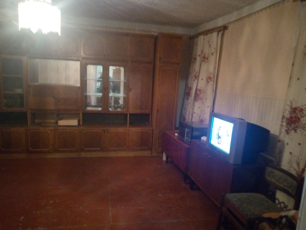 2 КІМ. БУДИНОК, ПЛОЩА - 60 м², ЦІНА - 143 $
