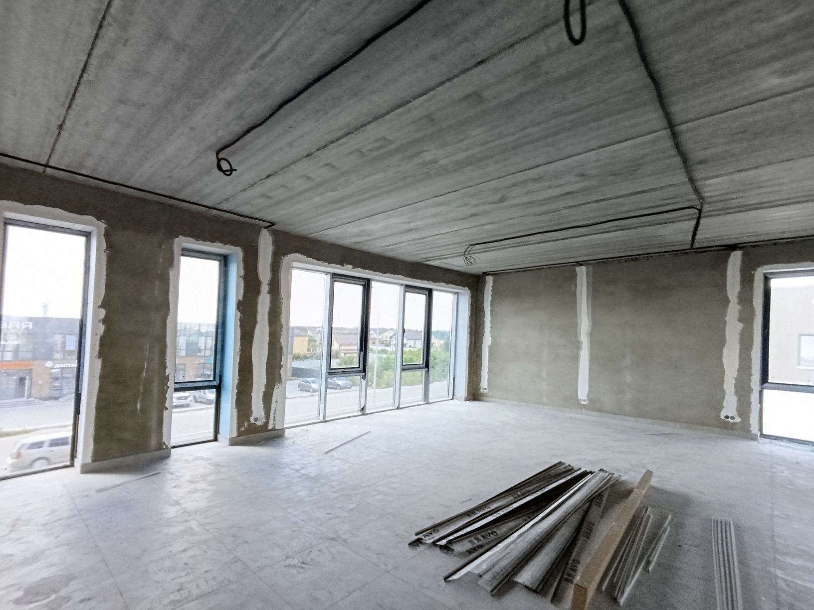 Обʼєкт нерухомості: ПЛОЩА - 700 м², ЦІНА - 5 $
 — HUBTRUST, Вінниця