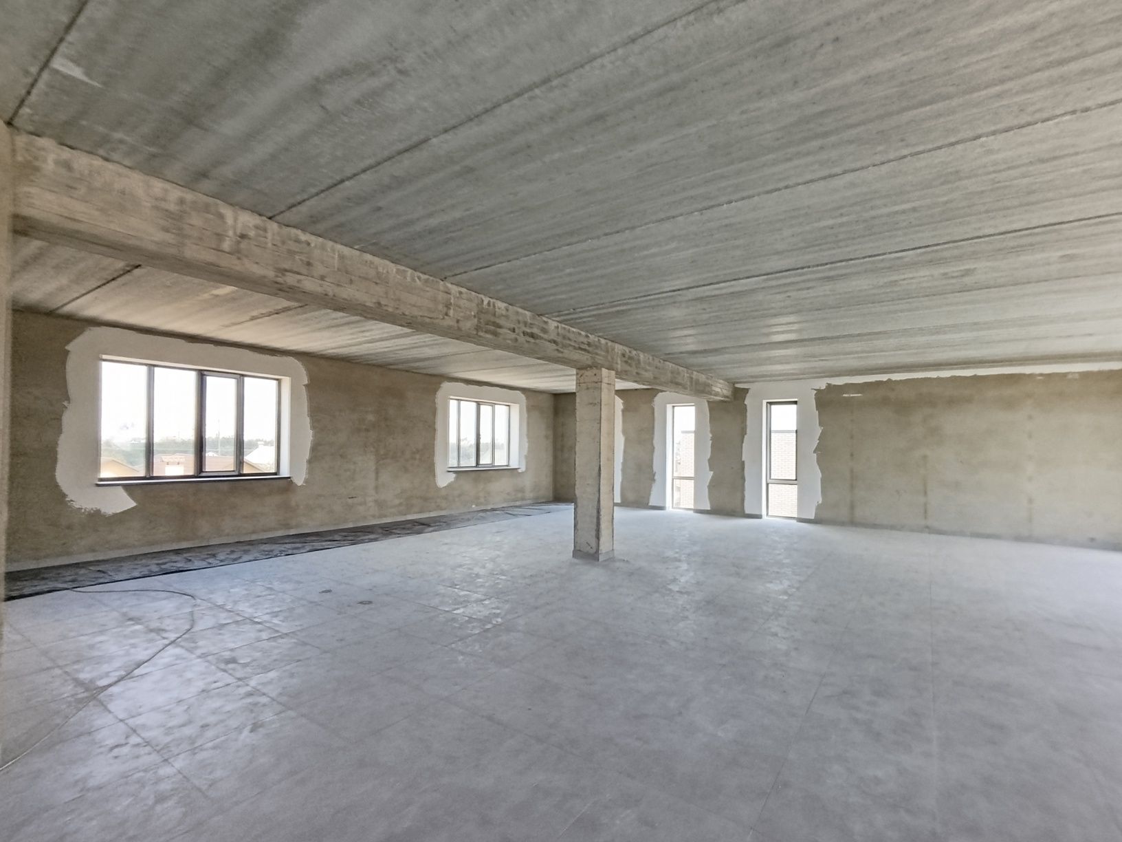 Обʼєкт нерухомості: ПЛОЩА - 700 м², ЦІНА - 5 $
 — HUBTRUST, Вінниця