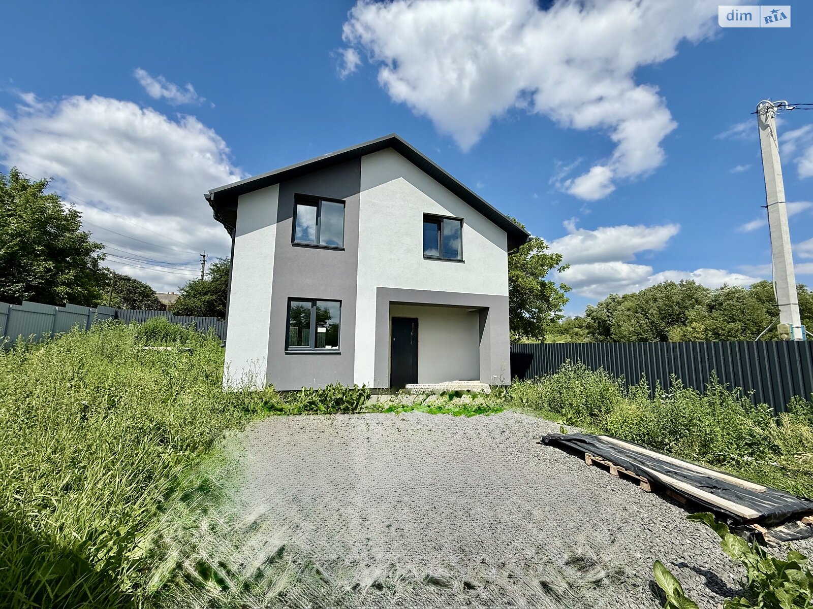 Обʼєкт нерухомості: 3 КІМ. БУДИНОК, ПЛОЩА - 107 м², ЦІНА - 84 999 $
 — HUBTRUST, Вінниця