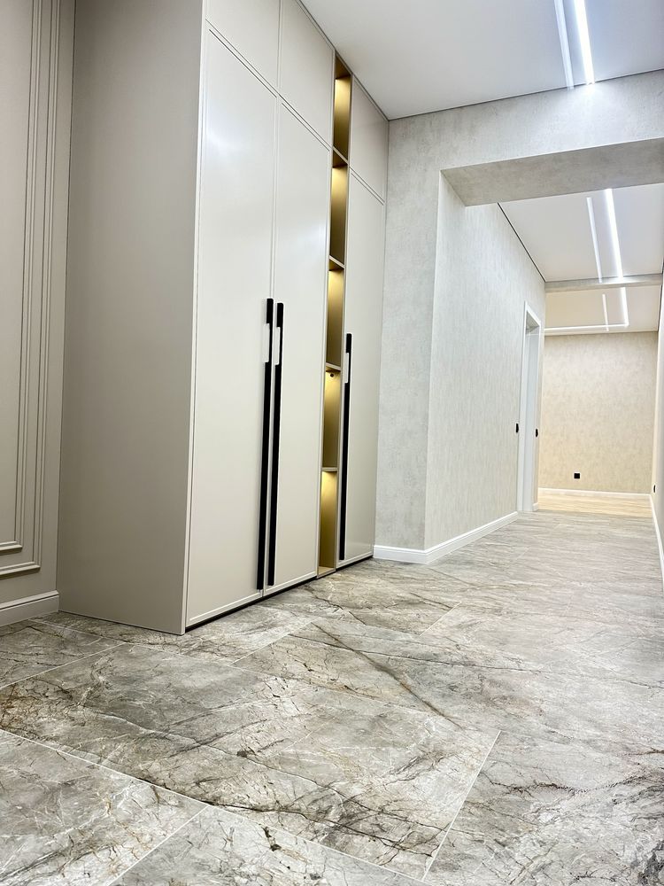 Обʼєкт нерухомості: 3 КІМ.  КВАРТИРА ПЛОЩА – 105 м², ЦІНА – 165 000$, РАЙОН: Ющенка — HUBTRUST, Вінниця