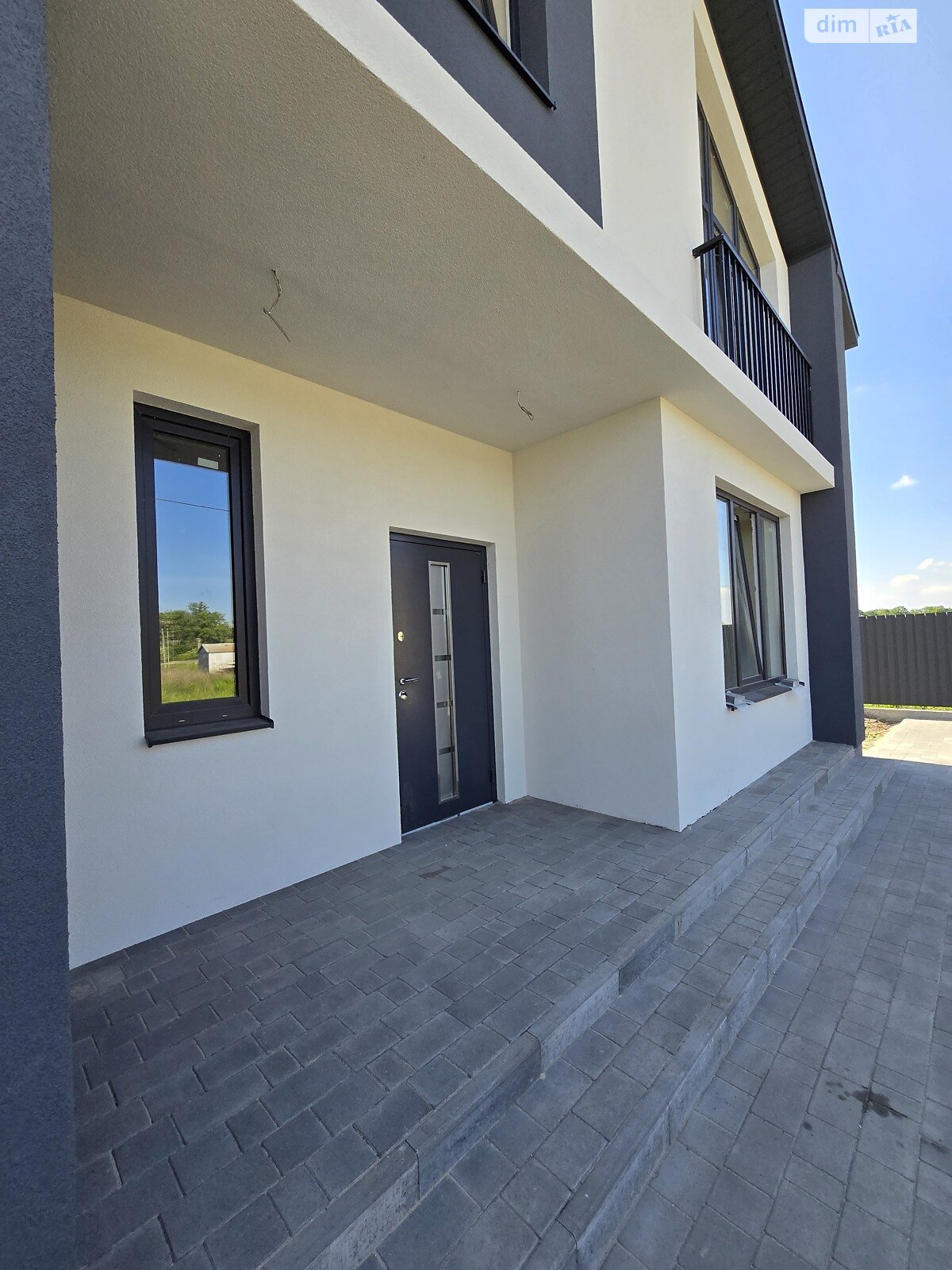 Обʼєкт нерухомості: 4 КІМ. БУДИНОК, ПЛОЩА - 125 м², ЦІНА - 92 000 $
, пл. Царина(8-го Березня) — HUBTRUST, Вінниця