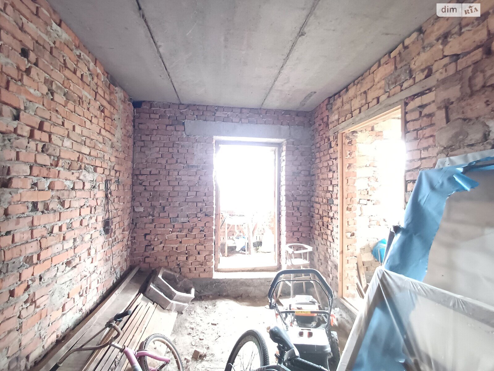 Обʼєкт нерухомості: 4 КІМ. БУДИНОК, ПЛОЩА - 57 м², ЦІНА - 15 000 $
, мас. Малинівка — HUBTRUST, Вінниця