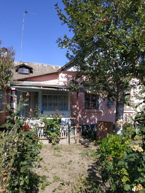 2 КІМ. БУДИНОК, ПЛОЩА - 42.9 м², ЦІНА - 25 000 $

