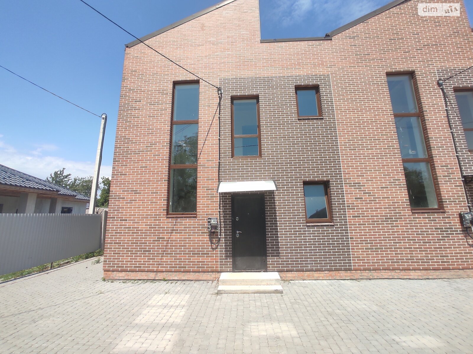 Обʼєкт нерухомості: 2 КІМ. ТАУНХАУС, ПЛОЩА - 71 м², ЦІНА - 68 000 $
, 2-й пров. Мирослава Скорика(Глінки) — HUBTRUST, Вінниця