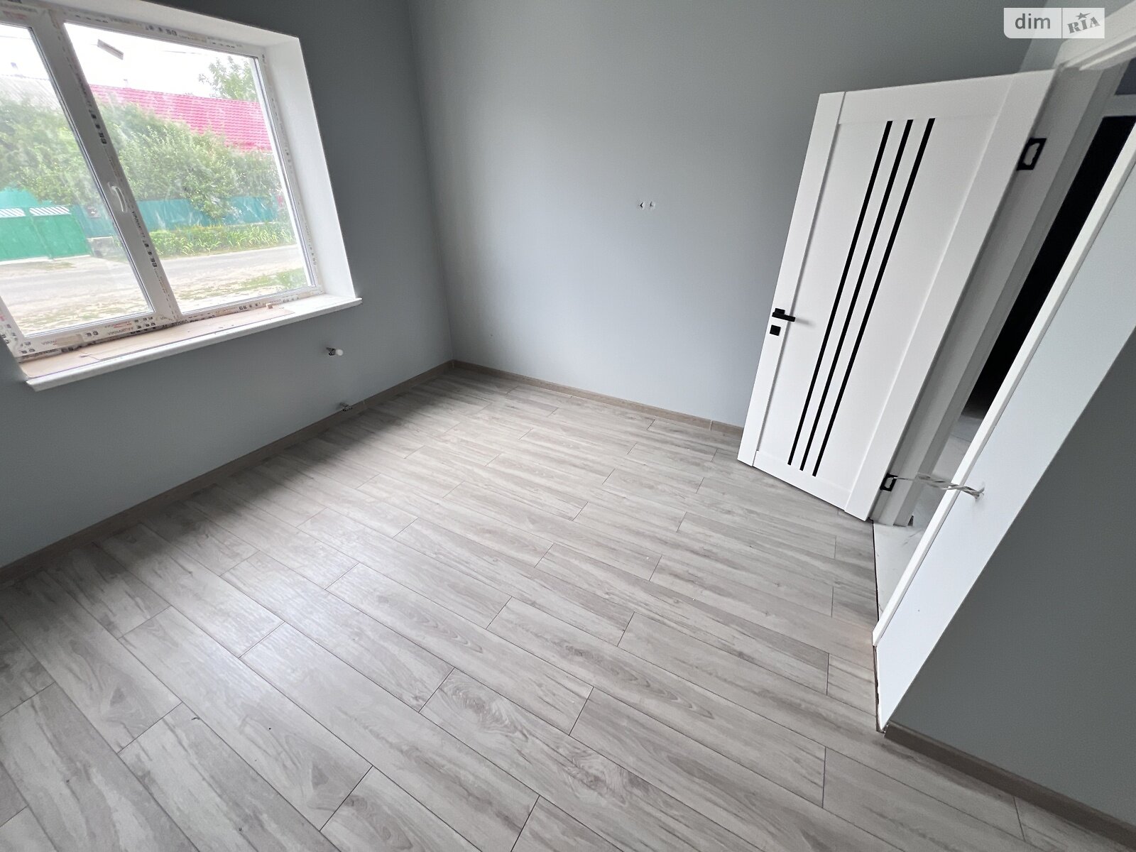 2 КІМ. ТАУНХАУС, ПЛОЩА - 80 м², ЦІНА - 60 000 $
, вул. Набережна вулиця