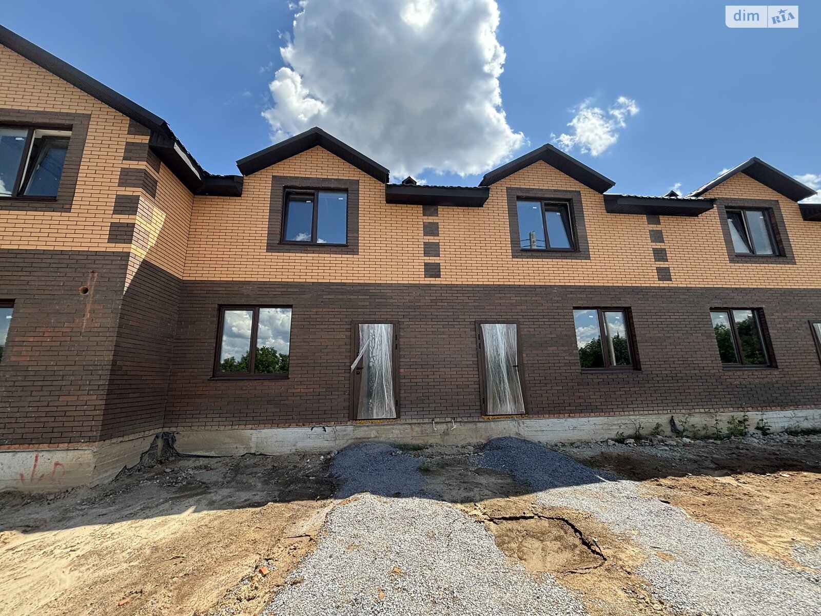 3 КІМ. ТАУНХАУС, ПЛОЩА - 95 м², ЦІНА - 59 000 $
