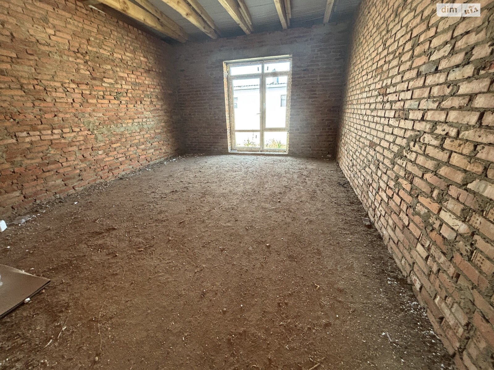 Обʼєкт нерухомості: 2 КІМ. ТАУНХАУС, ПЛОЩА - 70 м², ЦІНА - 37 000 $
 — HUBTRUST, Вінниця