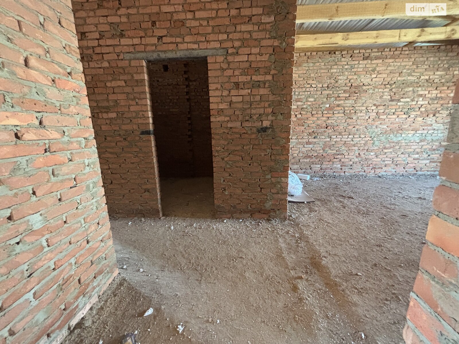 Обʼєкт нерухомості: 2 КІМ. ТАУНХАУС, ПЛОЩА - 70 м², ЦІНА - 37 000 $
 — HUBTRUST, Вінниця