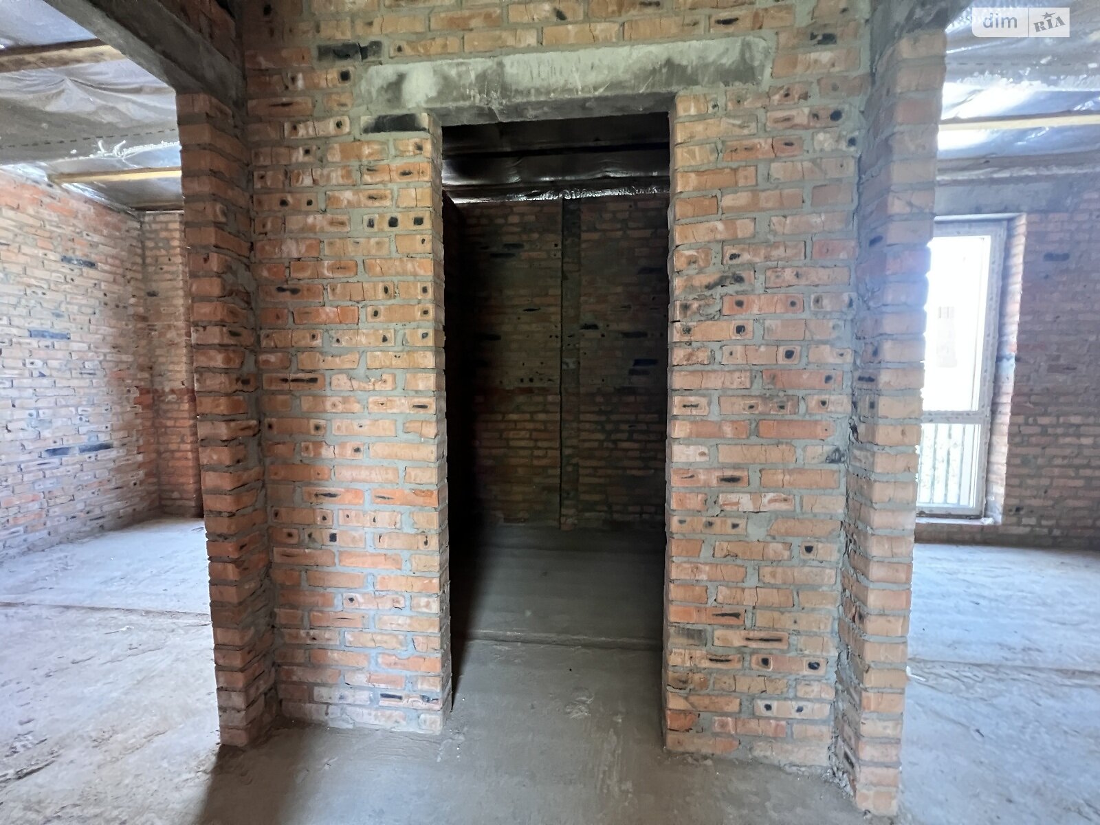 Обʼєкт нерухомості: 2 КІМ. ТАУНХАУС, ПЛОЩА - 82 м², ЦІНА - 64 000 $
, вул. Лесі Українки — HUBTRUST, Вінниця