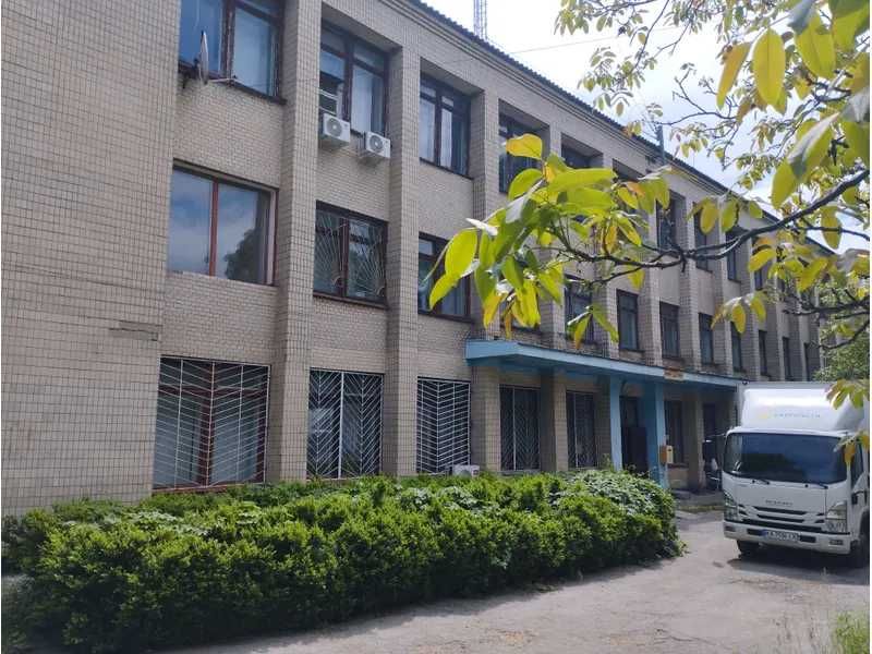 ПЛОЩА - 96.4 м², ЦІНА - 88 $
