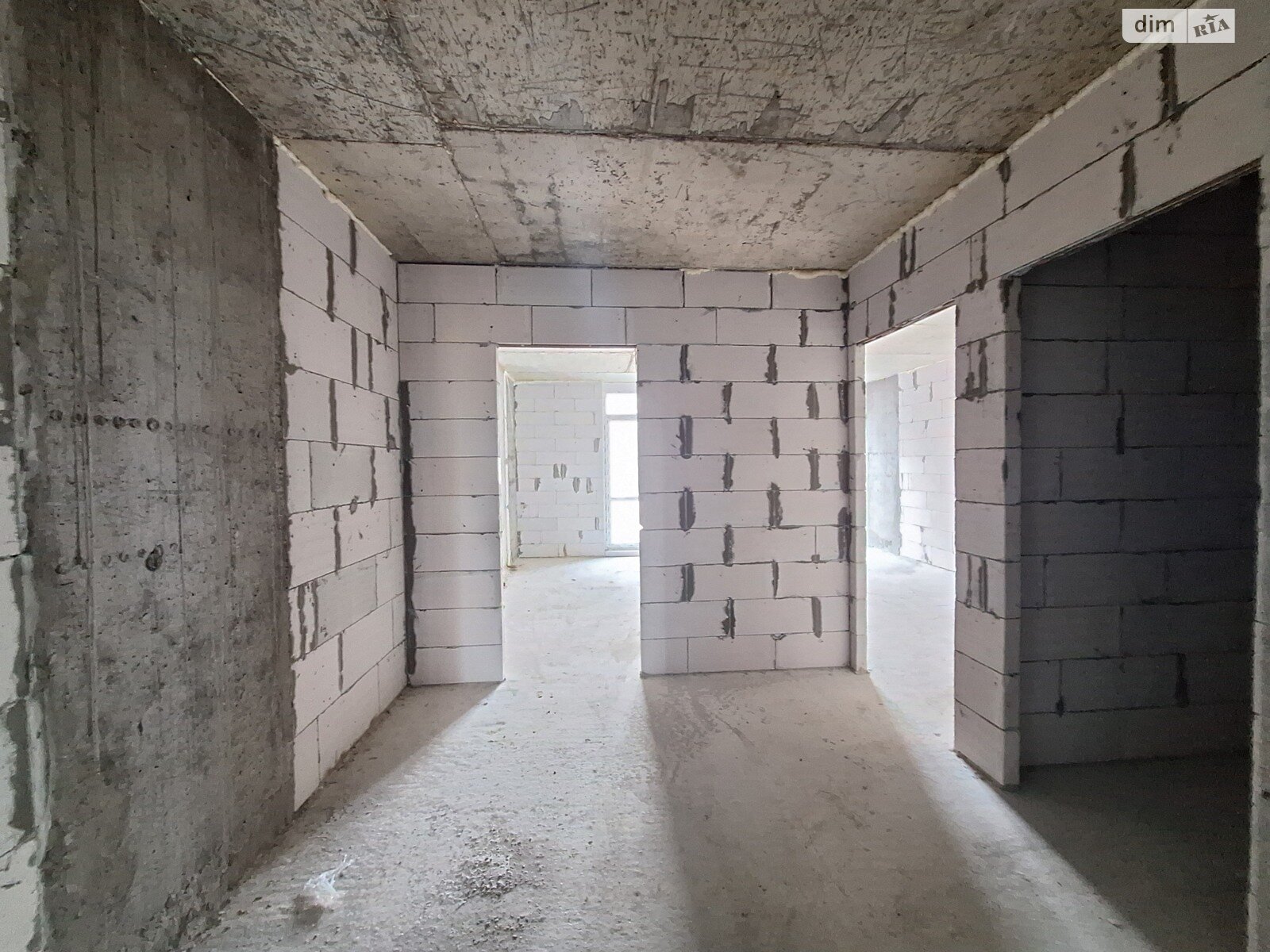 1 КІМ. КВАРТИРА, ПЛОЩА - 45 м², ЦІНА - 37 500 $
, вул. Сергія Зулінського