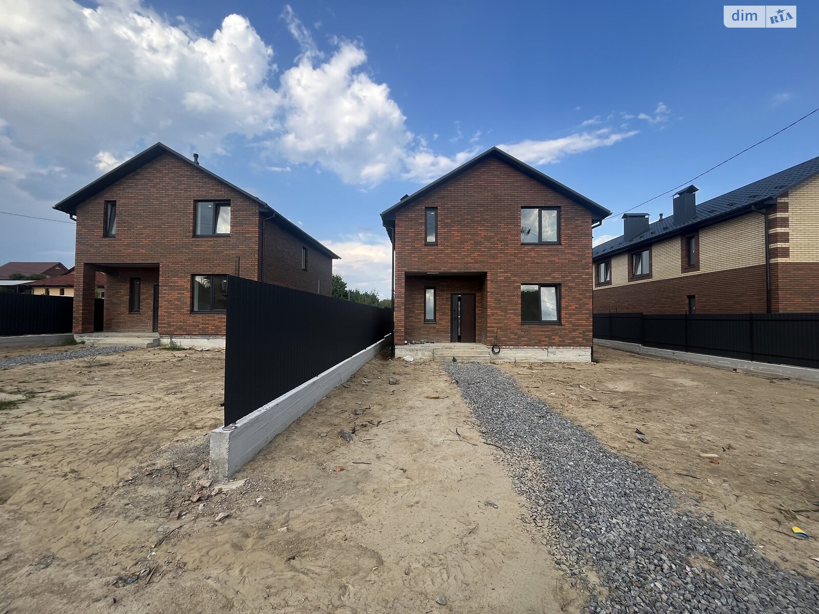 4 КІМ. БУДИНОК, ПЛОЩА - 105 м², ЦІНА - 77 000 $
