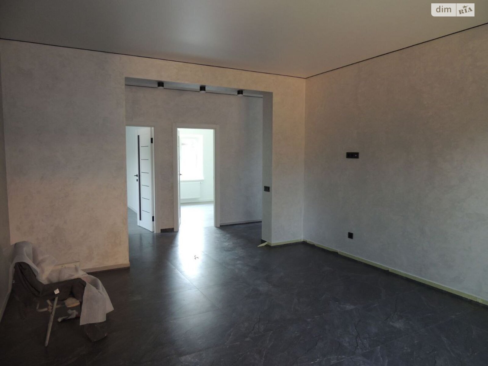 Обʼєкт нерухомості: 4 КІМ. БУДИНОК, ПЛОЩА - 112 м², ЦІНА - 155 000 $
, вул. Параджанова Сергія — HUBTRUST, Вінниця