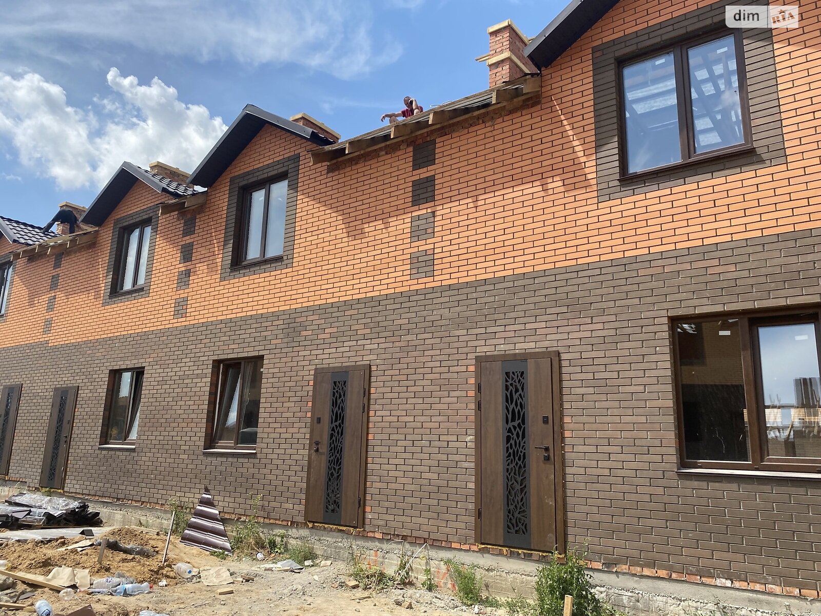 2 КІМ. ТАУНХАУС, ПЛОЩА - 80 м², ЦІНА - 54 000 $
