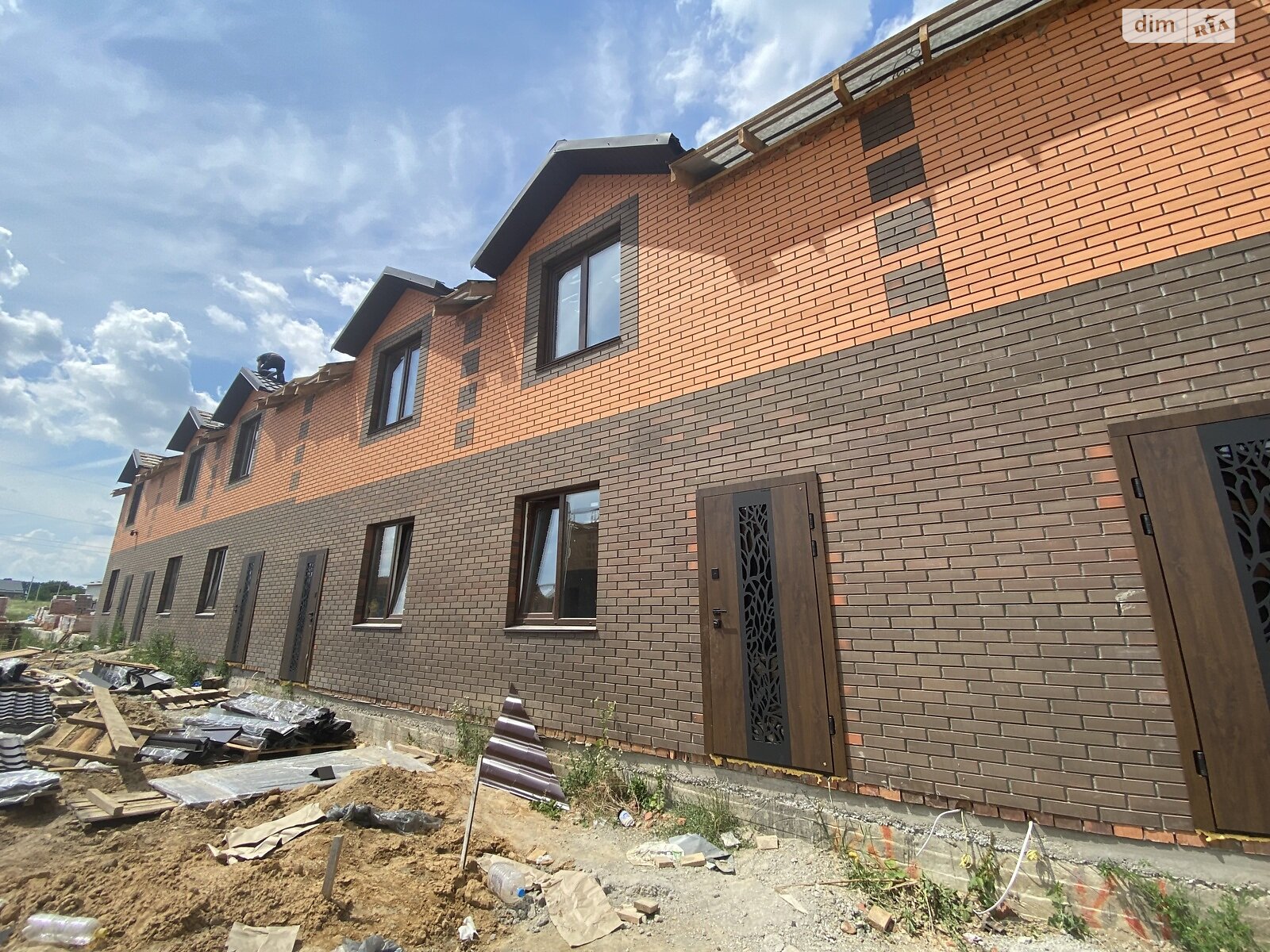 Обʼєкт нерухомості: 2 КІМ. ТАУНХАУС, ПЛОЩА - 80 м², ЦІНА - 54 000 $
 — HUBTRUST, Вінниця