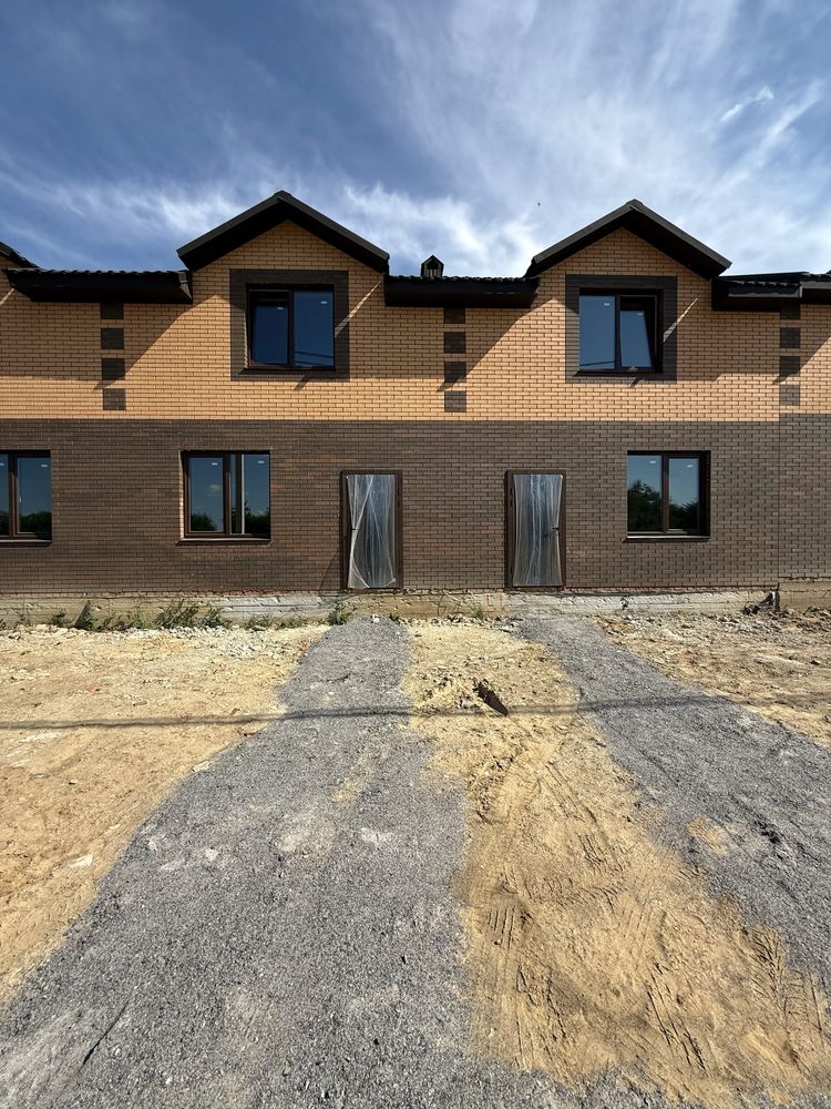 3 КІМ. ТАУНХАУС, ПЛОЩА - 90 м², ЦІНА - 59 000 $
