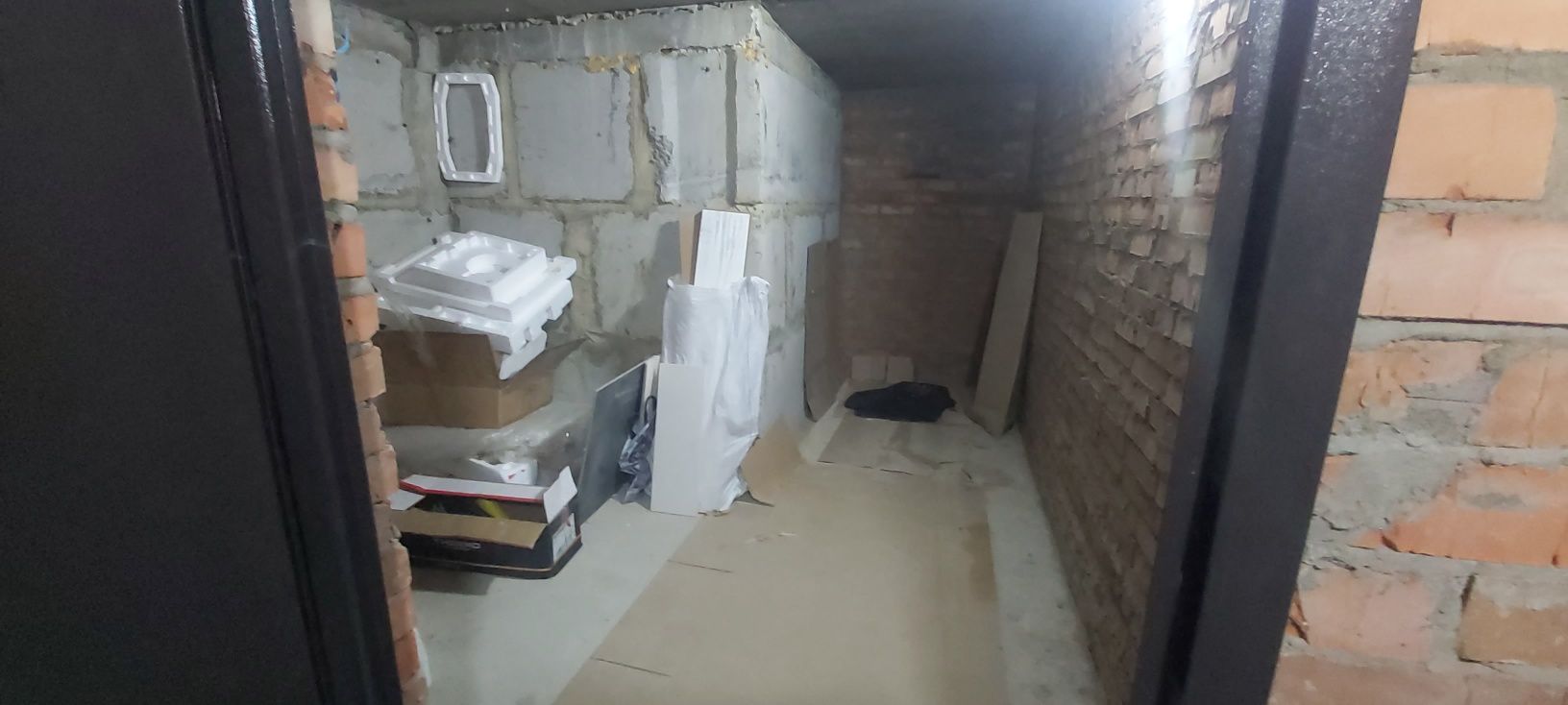 ПЛОЩА - 6.7 м², ЦІНА - 950 $
