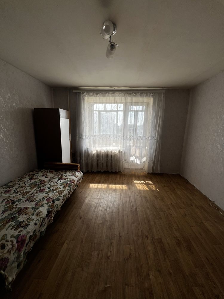 1 КІМ. КВАРТИРА, ПЛОЩА - 42 м², ЦІНА - 191 $
