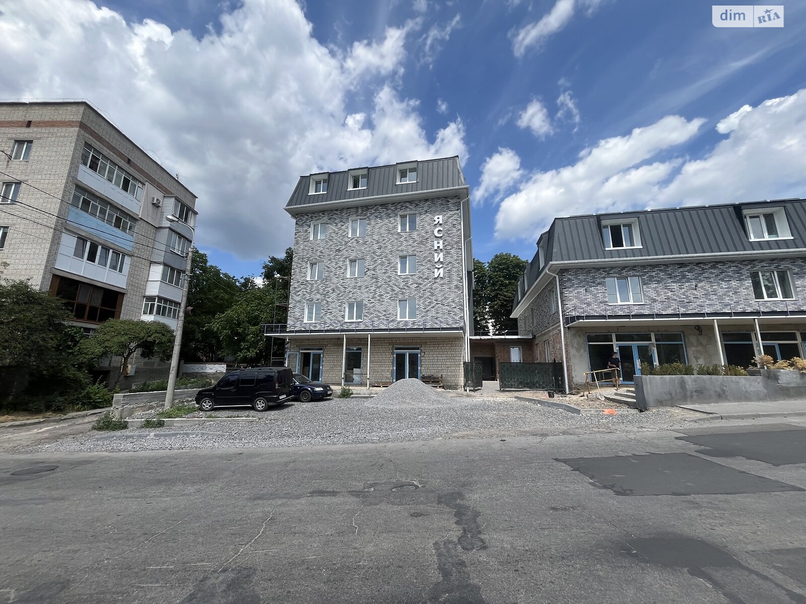1 КІМ. КВАРТИРА, ПЛОЩА - 24 м², ЦІНА - 25 000 $
, пров. Ясний