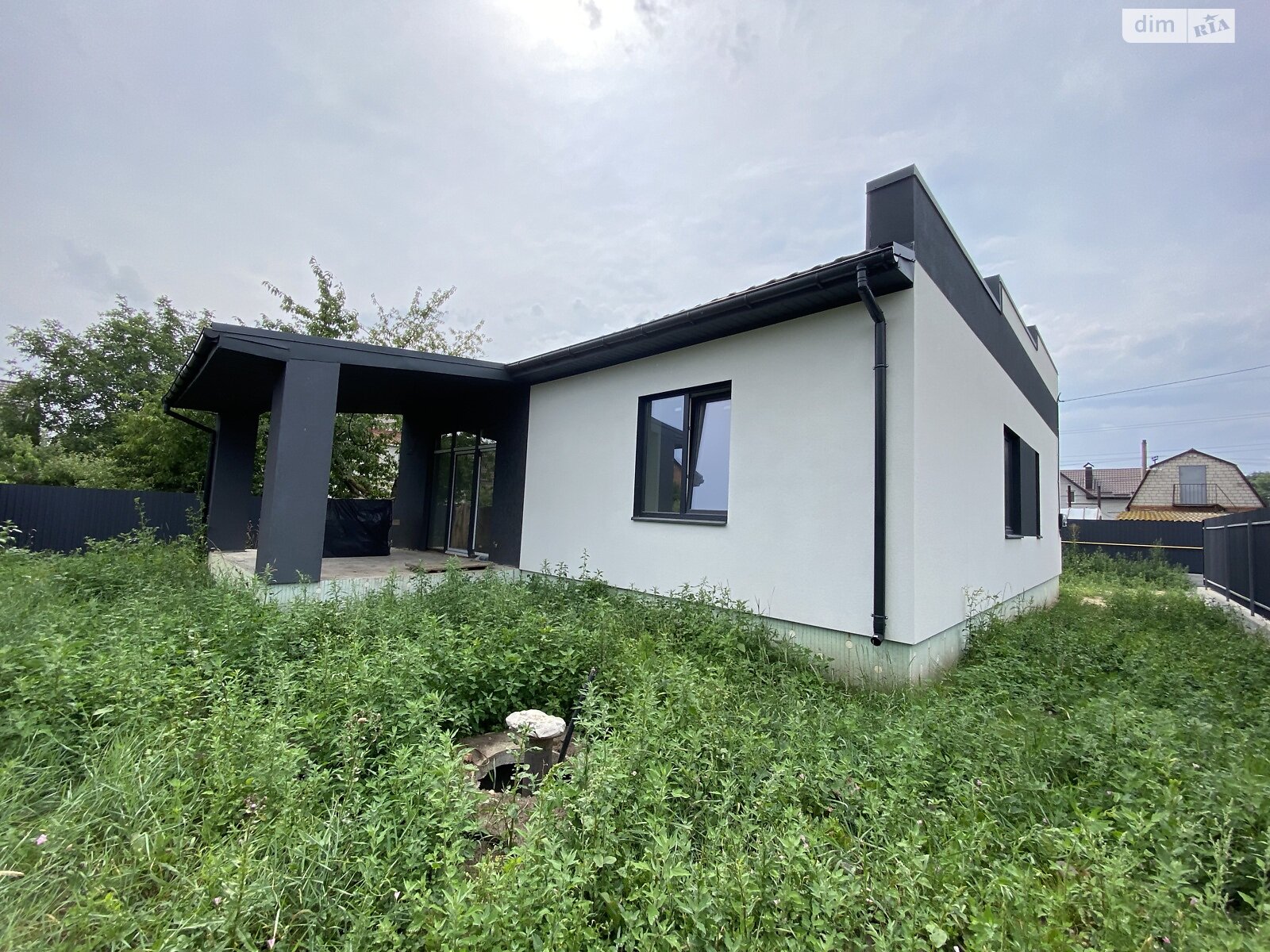 Обʼєкт нерухомості: 3 КІМ. БУДИНОК, ПЛОЩА - 110 м², ЦІНА - 130 000 $
, вул. Левка Симиренка(Мічуріна) — HUBTRUST, Вінниця