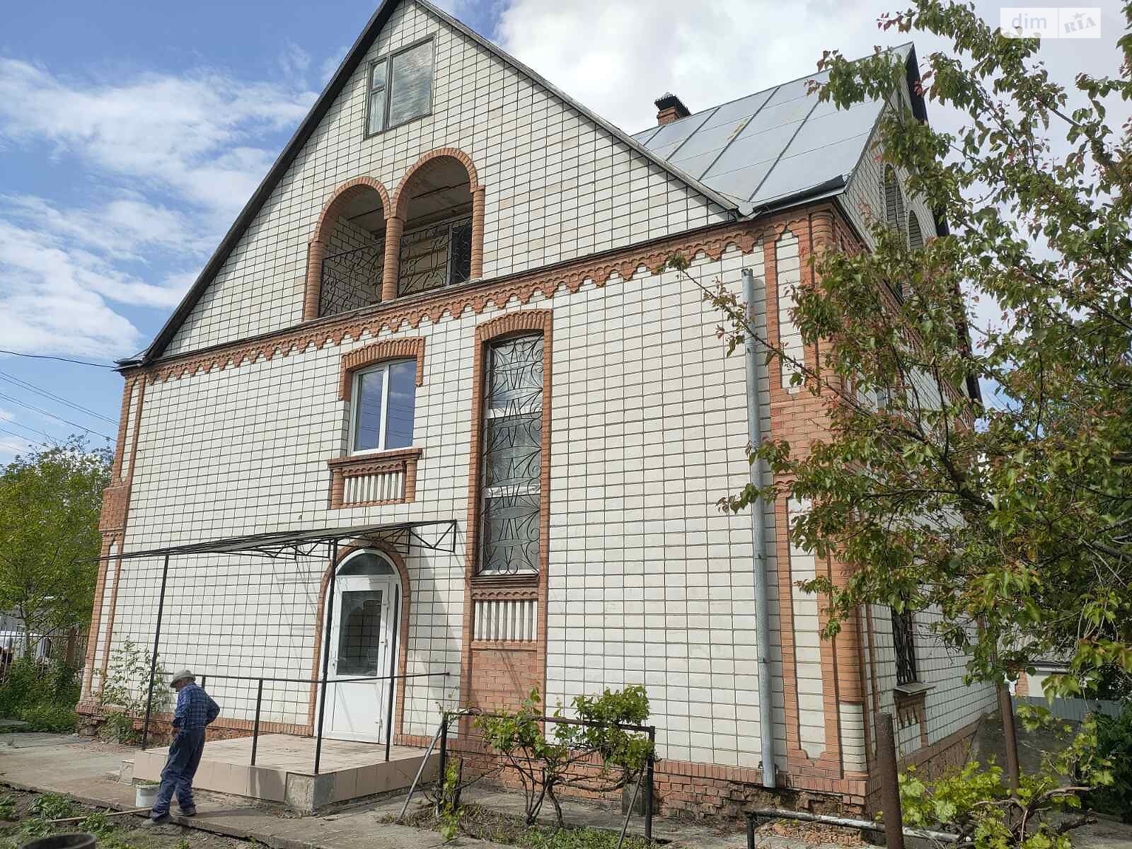 12 КІМ. БУДИНОК, ПЛОЩА - 460 м², ЦІНА - 250 000 $

