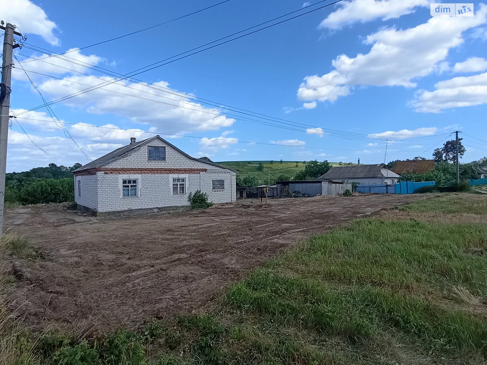 3 КІМ. БУДИНОК, ПЛОЩА - 100 м², ЦІНА - 12 000 $
