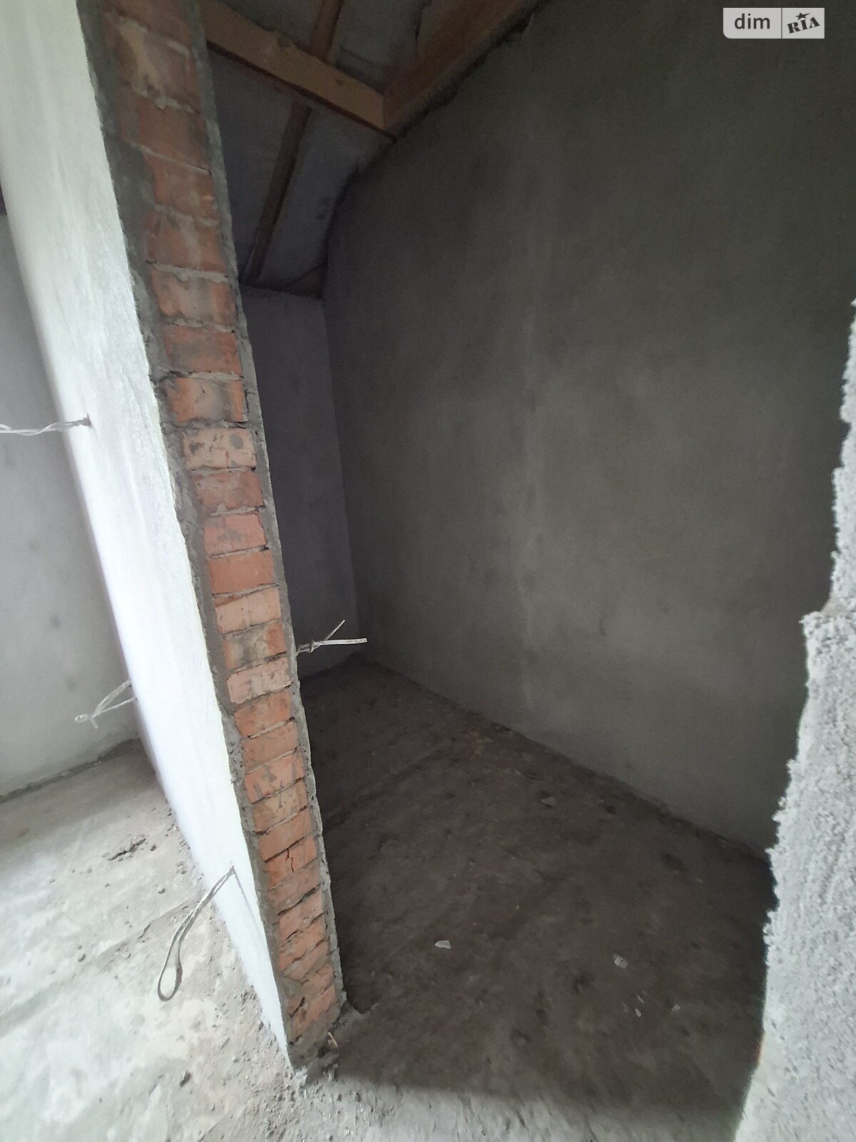 Обʼєкт нерухомості: 3 КІМ. ТАУНХАУС, ПЛОЩА - 75 м², ЦІНА - 60 000 $
, пров. Світлий — HUBTRUST, Вінниця