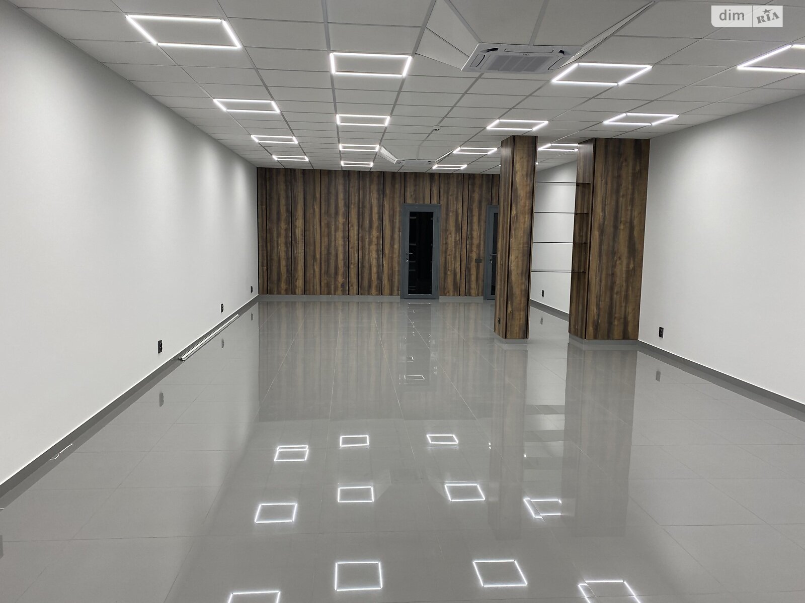 Обʼєкт нерухомості: ПЛОЩА - 94 м², ЦІНА - 55 000 $
, вул. Трамвайна — HUBTRUST, Вінниця