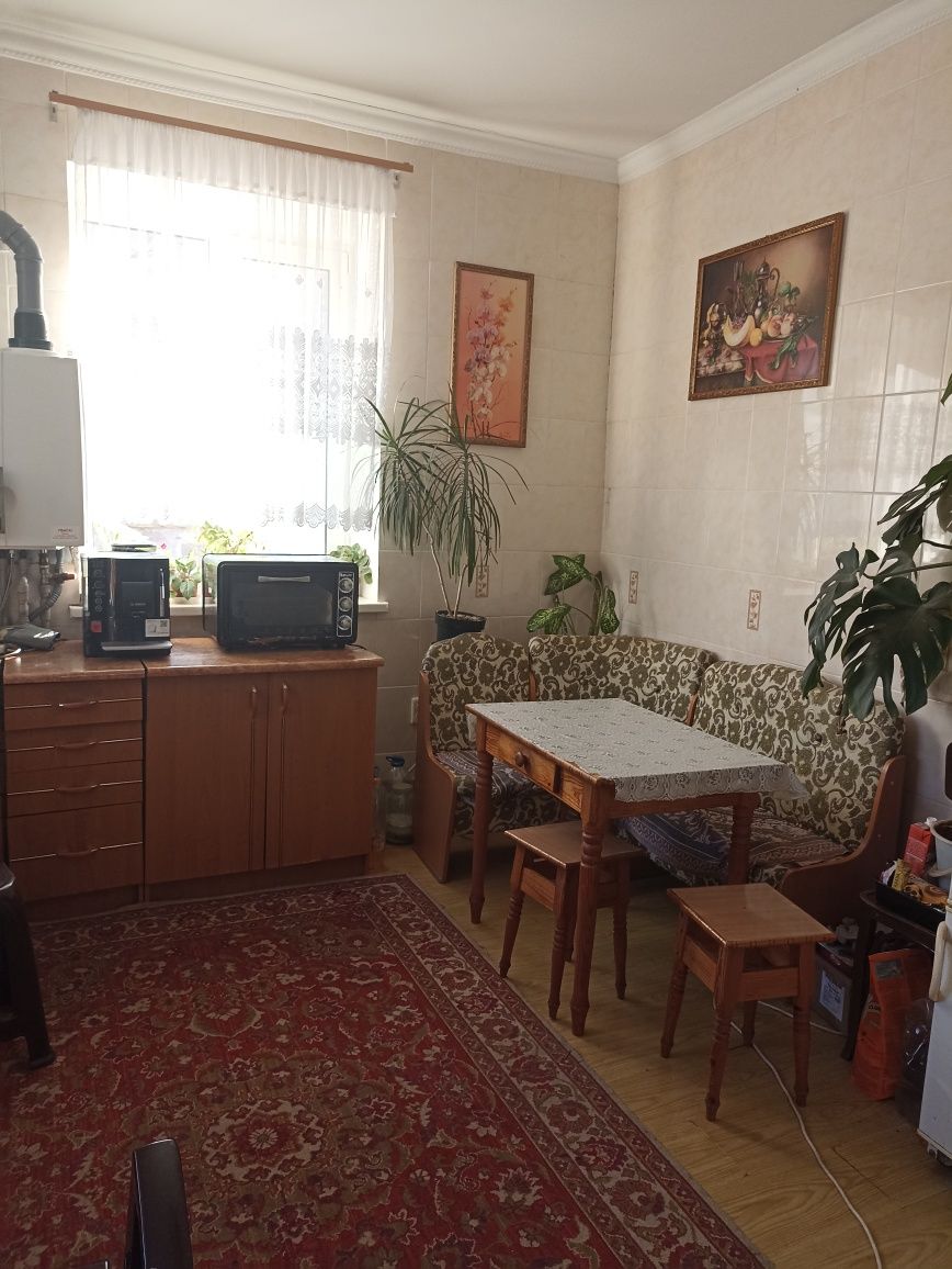 Обʼєкт нерухомості: 3 КІМ.  БУДИНОК ПЛОЩА – 95 м², ЦІНА – 80 000$, РАЙОН: Старе місто — HUBTRUST, Вінниця