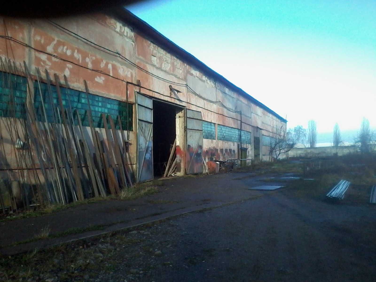 ПЛОЩА - 650 м², ЦІНА - 478 $
