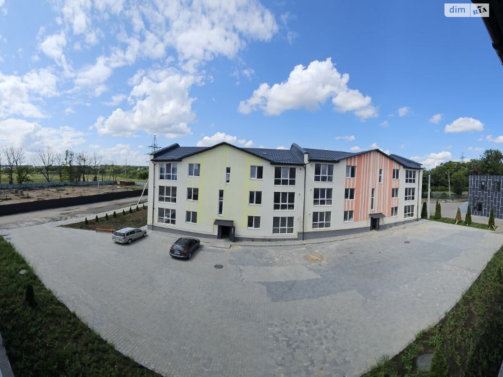 2 КІМ. КВАРТИРА, ПЛОЩА - 48 м², ЦІНА - 45 000 $
, вул. Джерельна
