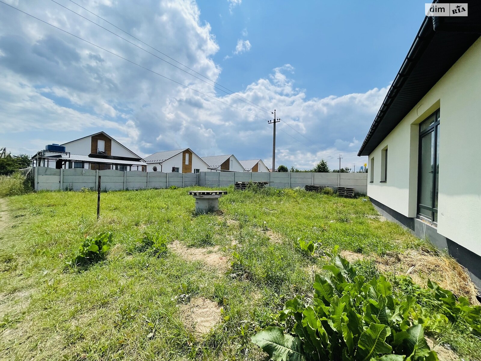 Обʼєкт нерухомості: 3 КІМ. БУДИНОК, ПЛОЩА - 105 м², ЦІНА - 74 000 $
, вул. Незалежності — HUBTRUST, Вінниця