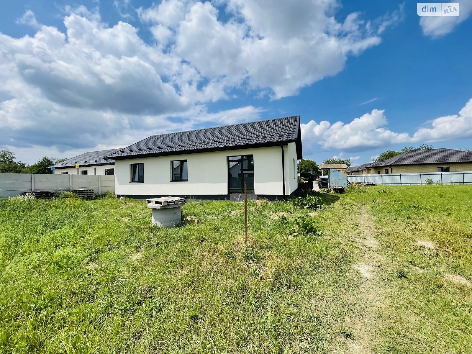 Обʼєкт нерухомості: 3 КІМ. БУДИНОК, ПЛОЩА - 105 м², ЦІНА - 74 000 $
, вул. Незалежності — HUBTRUST, Вінниця