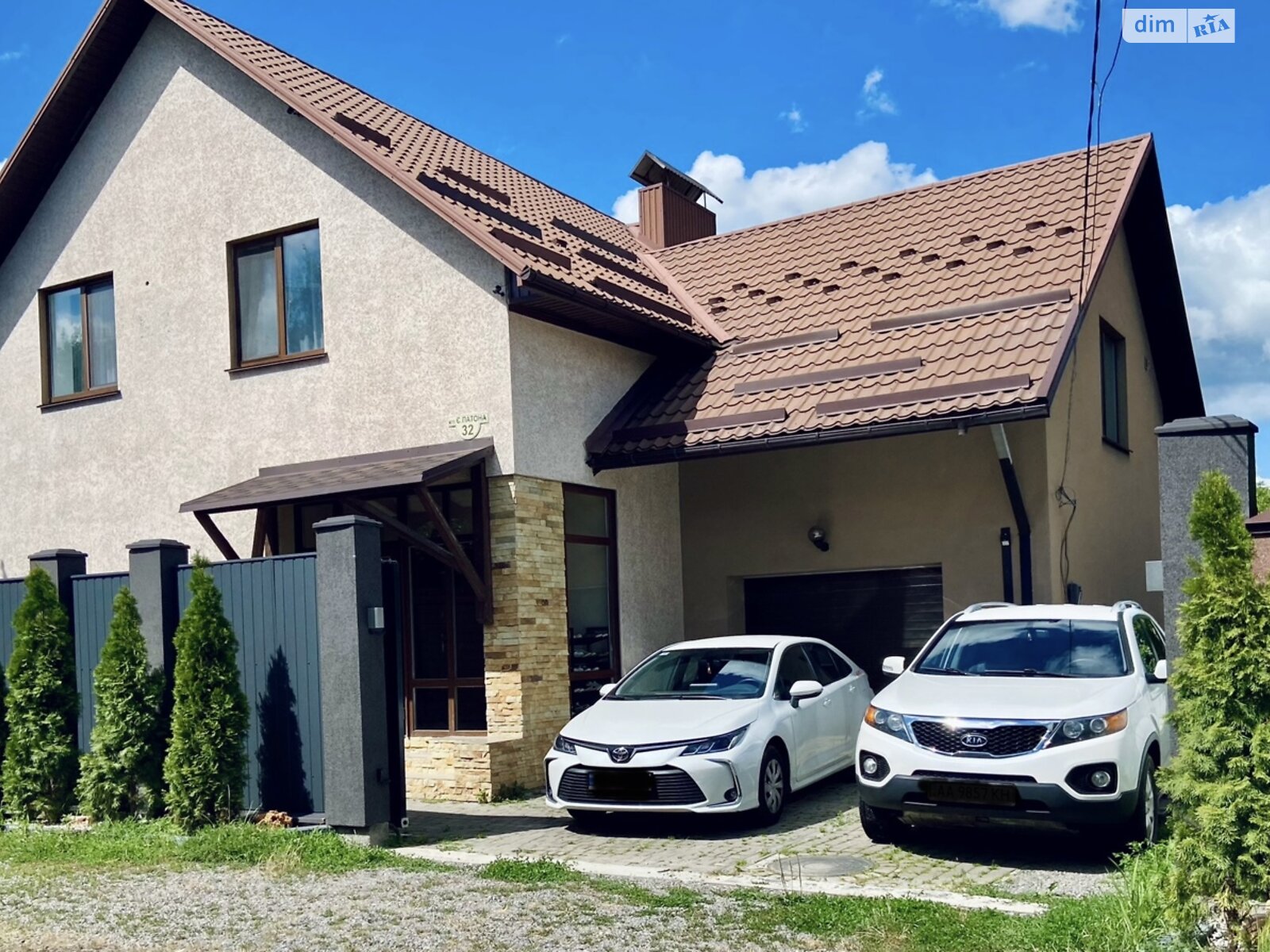 4 КІМ. БУДИНОК, ПЛОЩА - 225 м², ЦІНА - 250 000 $
, вул. Євгена Патона