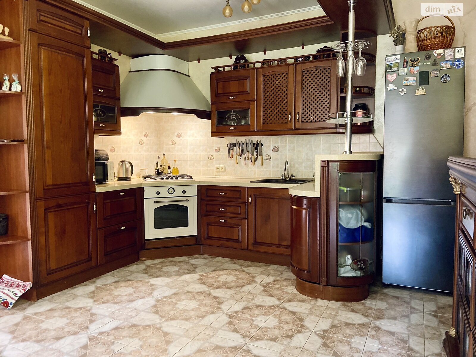 Обʼєкт нерухомості: 4 КІМ. БУДИНОК, ПЛОЩА - 225 м², ЦІНА - 250 000 $
, вул. Євгена Патона — HUBTRUST, Вінниця