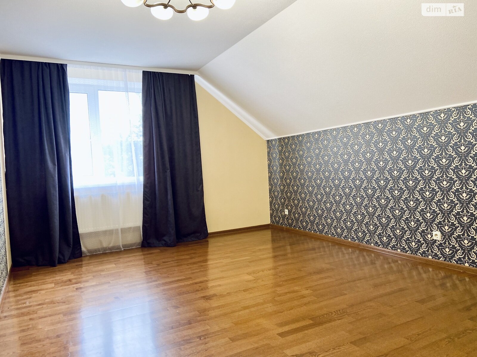 Обʼєкт нерухомості: 4 КІМ. БУДИНОК, ПЛОЩА - 225 м², ЦІНА - 250 000 $
, вул. Євгена Патона — HUBTRUST, Вінниця