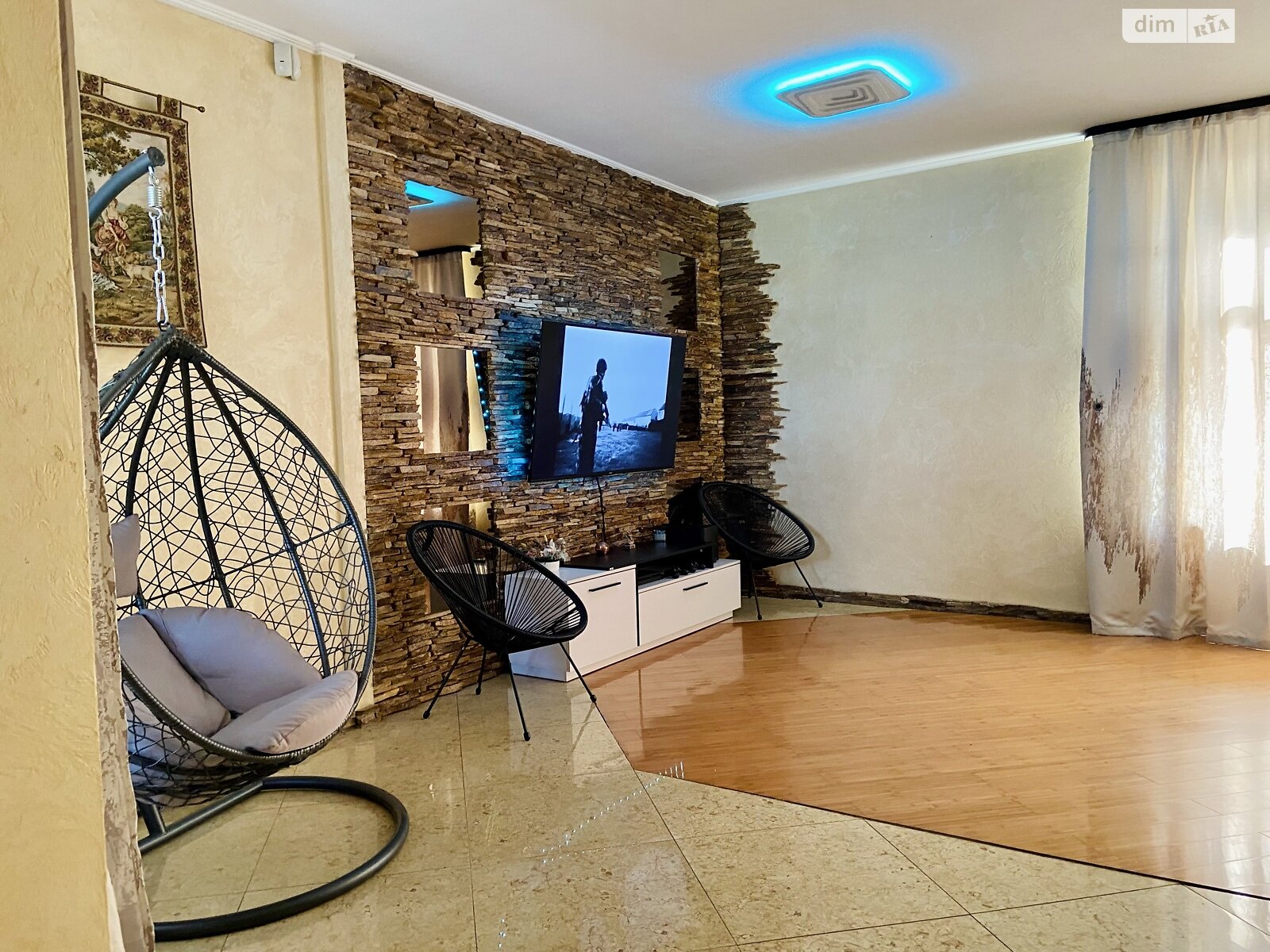 Обʼєкт нерухомості: 4 КІМ. БУДИНОК, ПЛОЩА - 225 м², ЦІНА - 250 000 $
, вул. Євгена Патона — HUBTRUST, Вінниця