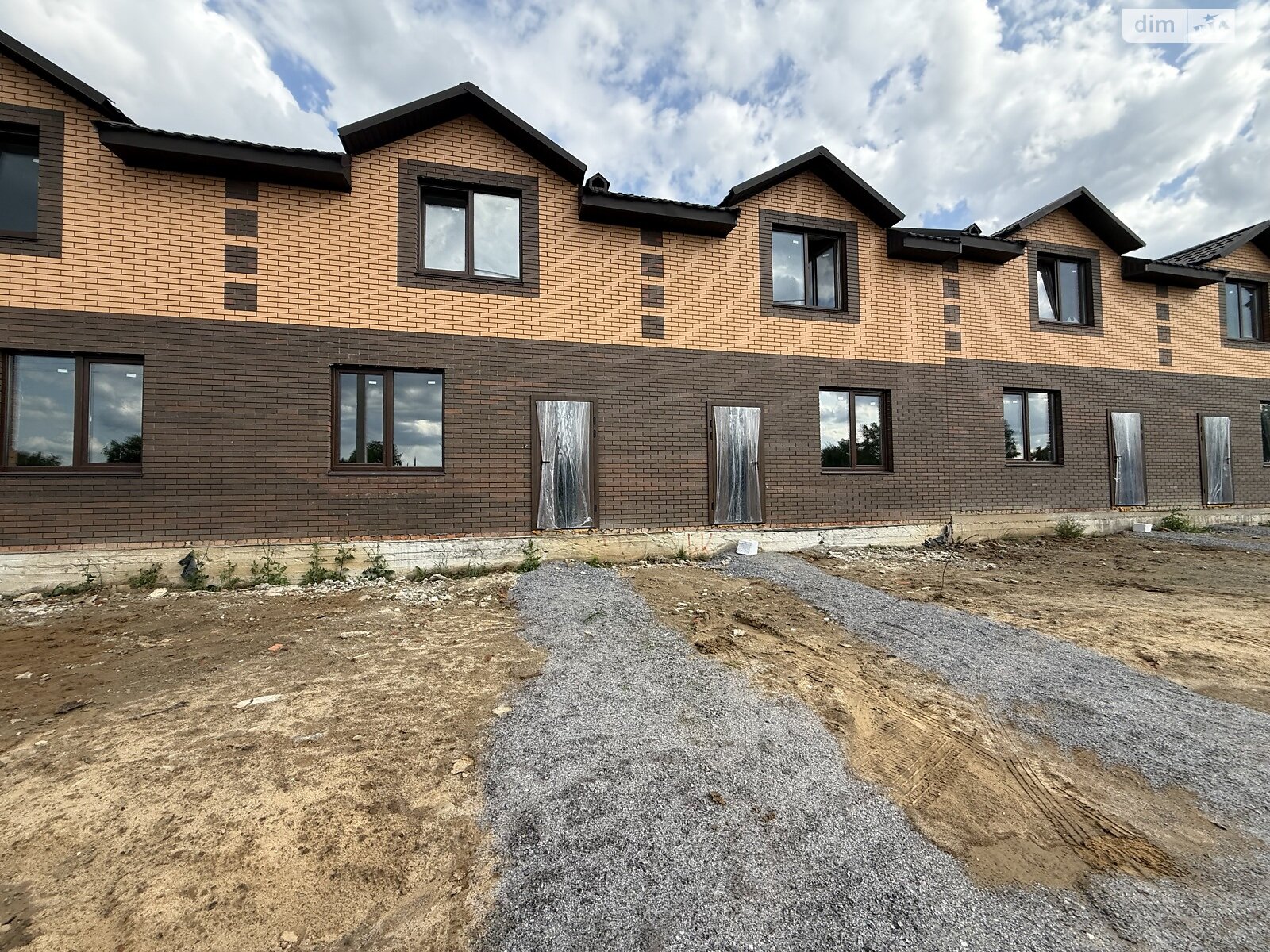 3 КІМ. ТАУНХАУС, ПЛОЩА - 90 м², ЦІНА - 68 000 $
, пров. Хлібний
