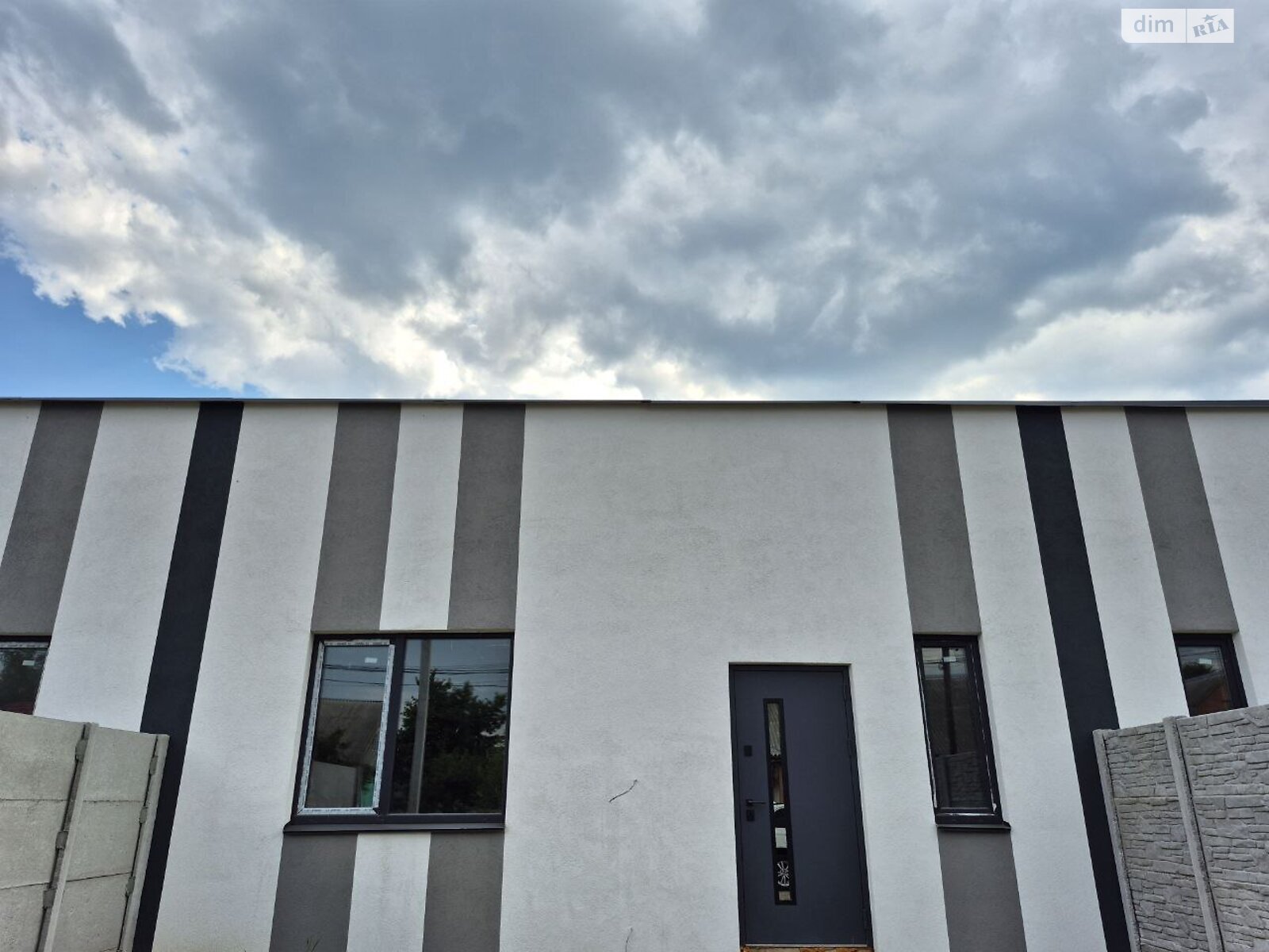 Обʼєкт нерухомості: 2 КІМ. ТАУНХАУС, ПЛОЩА - 70 м², ЦІНА - 60 000 $
 — HUBTRUST, Вінниця