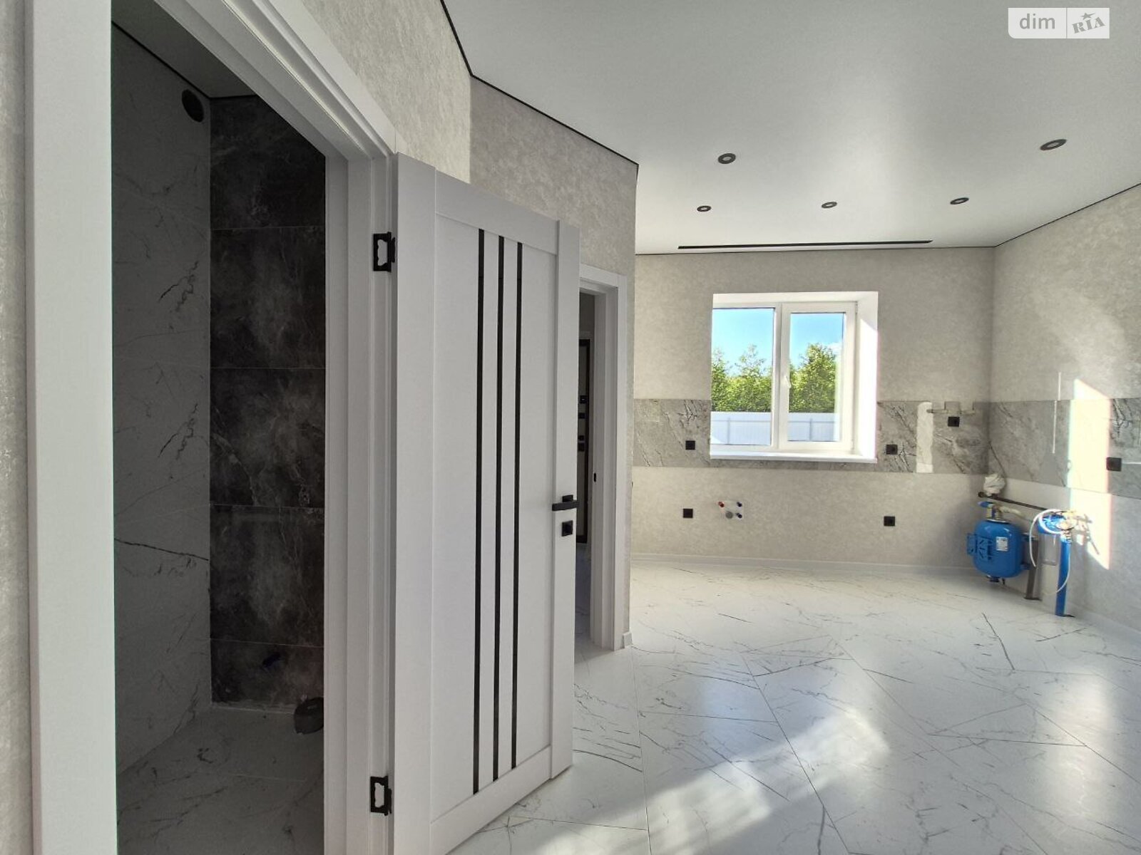 2 КІМ. ТАУНХАУС, ПЛОЩА - 70 м², ЦІНА - 74 000 $
