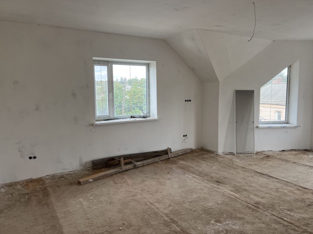 Обʼєкт нерухомості: 10 КІМ. БУДИНОК, ПЛОЩА - 242 м², ЦІНА - 45 000 $
 — HUBTRUST, Вінниця