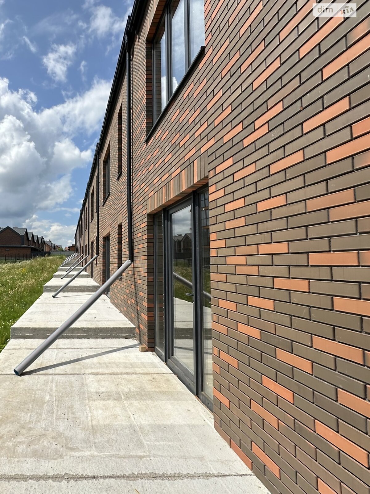Обʼєкт нерухомості: 2 КІМ. ТАУНХАУС, ПЛОЩА - 75 м², ЦІНА - 62 000 $
 — HUBTRUST, Вінниця