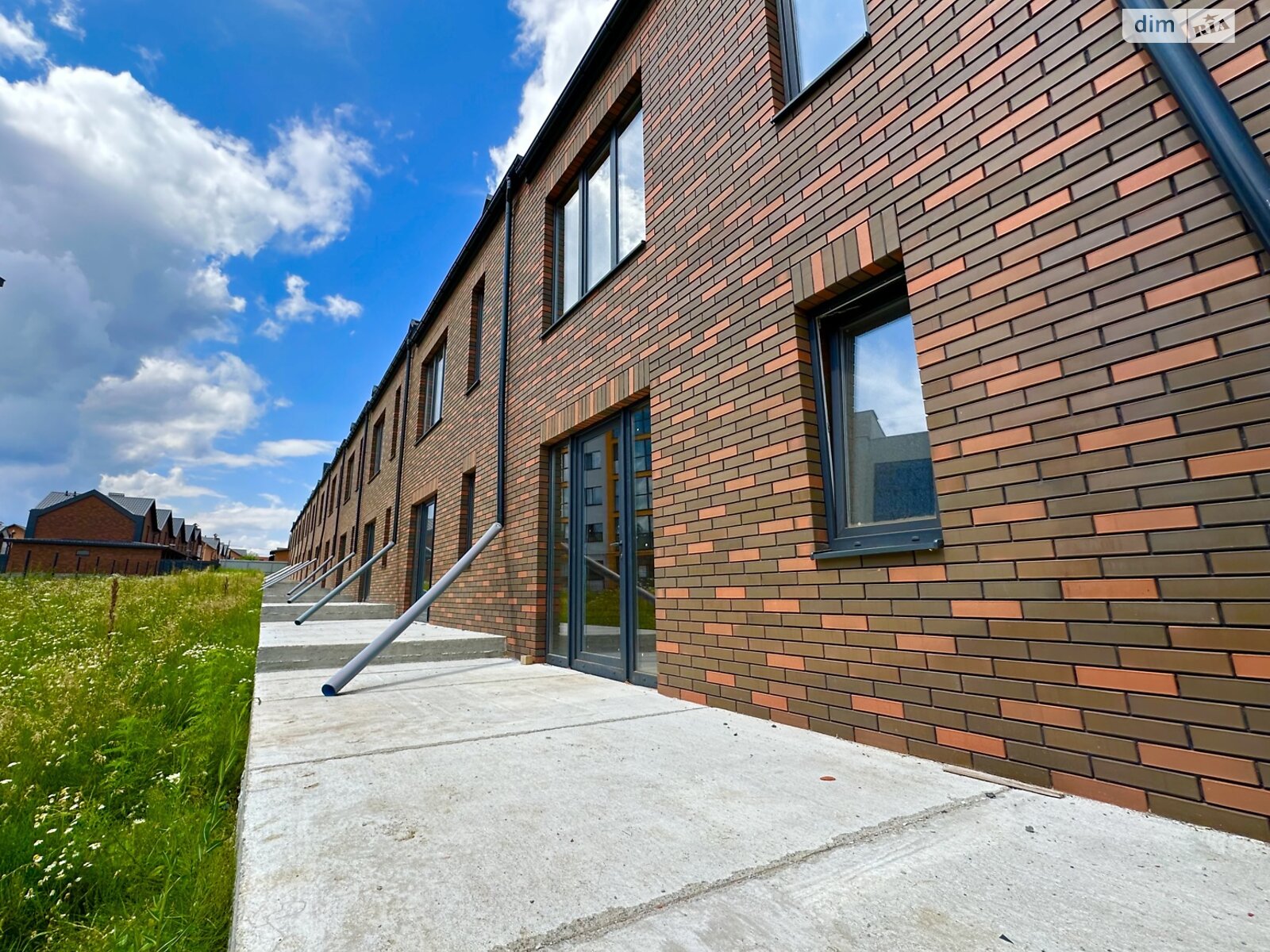 Обʼєкт нерухомості: 2 КІМ. ТАУНХАУС, ПЛОЩА - 75 м², ЦІНА - 62 000 $
 — HUBTRUST, Вінниця