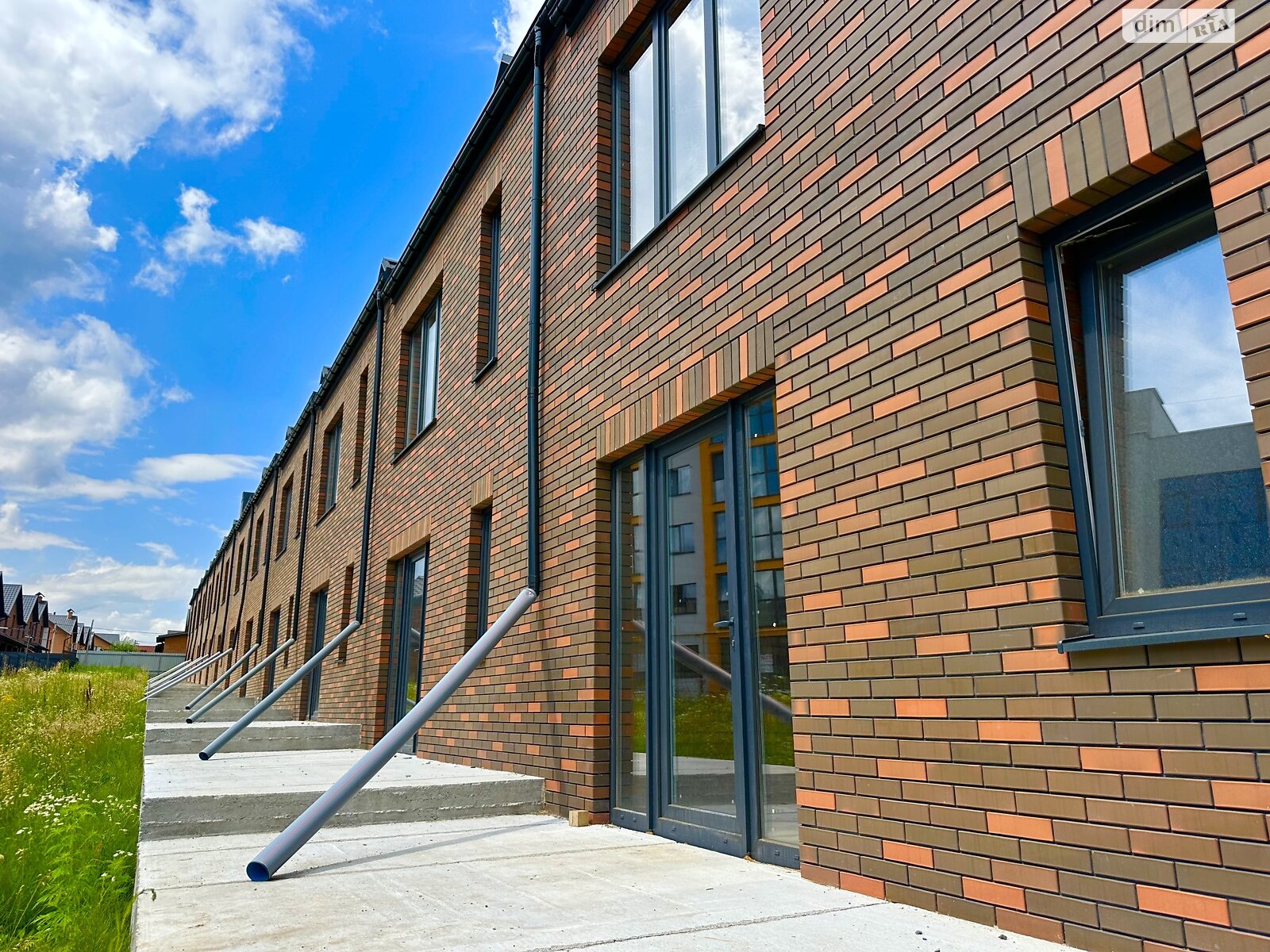 Обʼєкт нерухомості: 2 КІМ. ТАУНХАУС, ПЛОЩА - 75 м², ЦІНА - 62 000 $
 — HUBTRUST, Вінниця