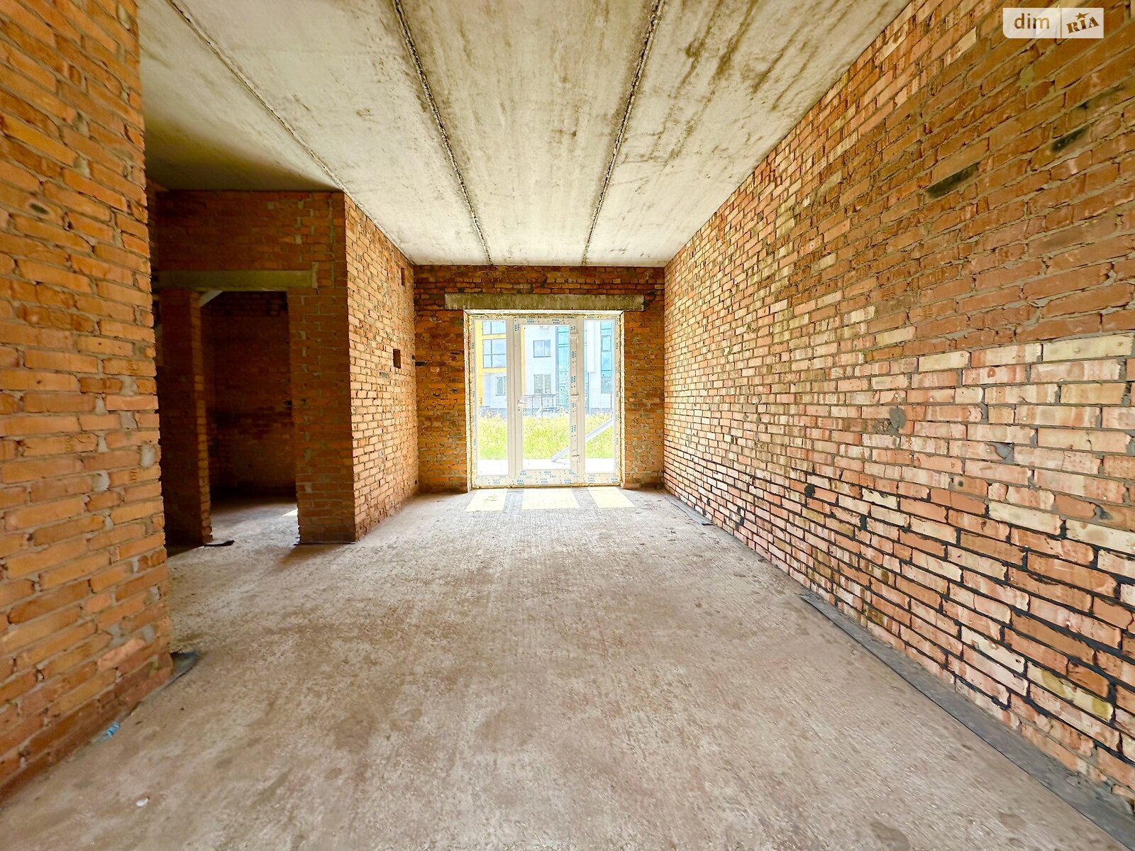 Обʼєкт нерухомості: 2 КІМ. ТАУНХАУС, ПЛОЩА - 75 м², ЦІНА - 62 000 $
 — HUBTRUST, Вінниця