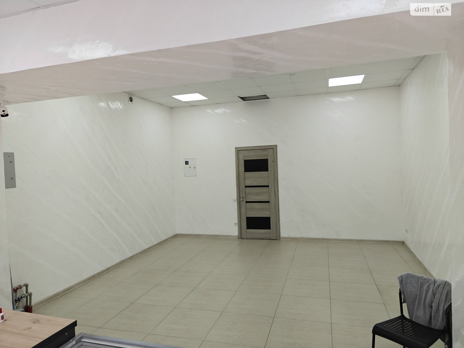 ПЛОЩА - 52 м², ЦІНА - 15 000 $
, вул. Марії Приймаченко(Покришкіна)