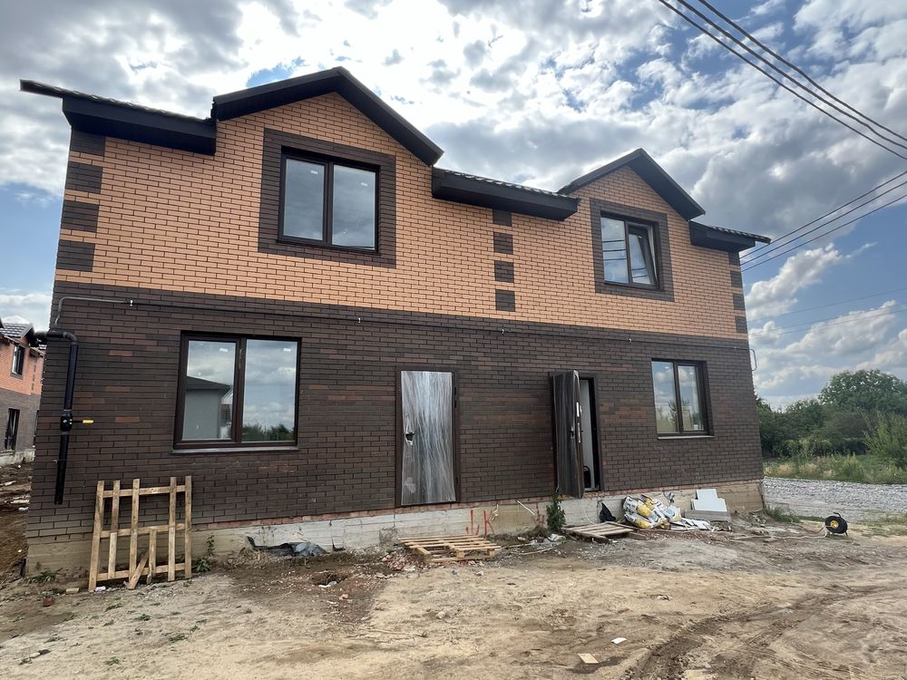 3 КІМ. ТАУНХАУС, ПЛОЩА - 90 м², ЦІНА - 54 000 $
