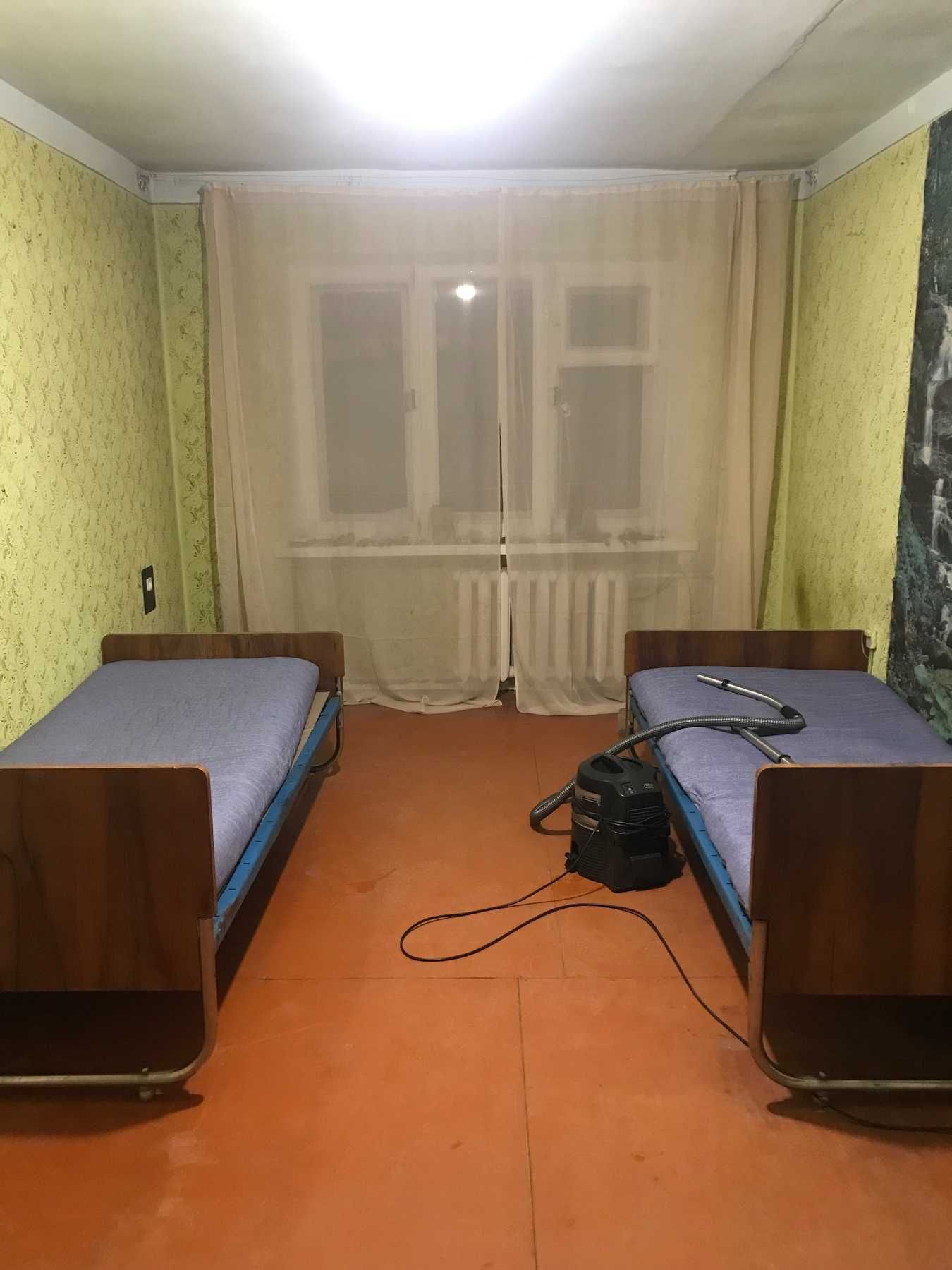 КІМНАТА, ПЛОЩА - 43 м², ЦІНА - 35 $
